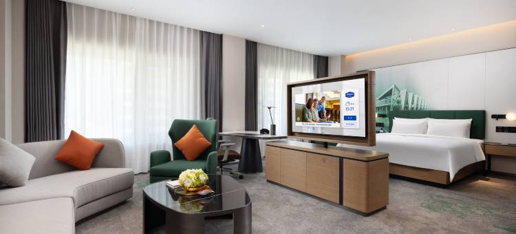 青岛金沙滩希尔顿欢朋酒店图片