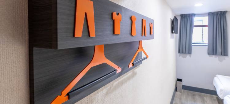 利兹便捷酒店(easyHotel Leeds)图片