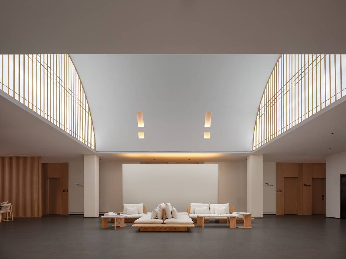 张家界芊山月度假酒店(国家森林公园武陵源标志门店)图片