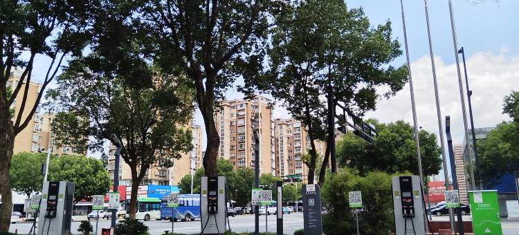 桐庐富春江柏纳酒店(桐庐中心广场店)图片
