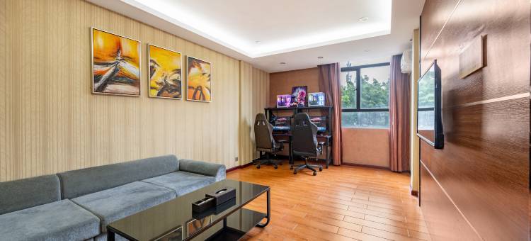 银狐电竞酒店(惠州学院天虹商场店)图片