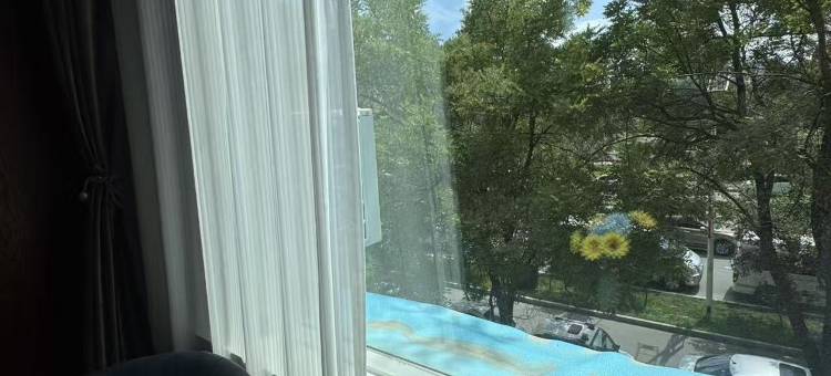 怡帆风顺酒店(临夏市中心广场八坊十三巷店)图片