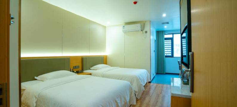 钦州钦南久隆镇汉圣商务酒店图片