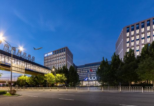 Beijing CSN Pearl HotelHotel Overview