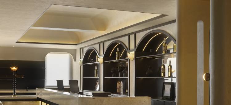 赋芮·Free·法式中古珍品酒店(贵阳喷水池紫林庵地铁站店)图片