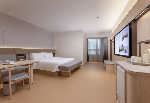 JI Hotel (Chaohu Renmin Road Pedestrian Street) Hotel Overview