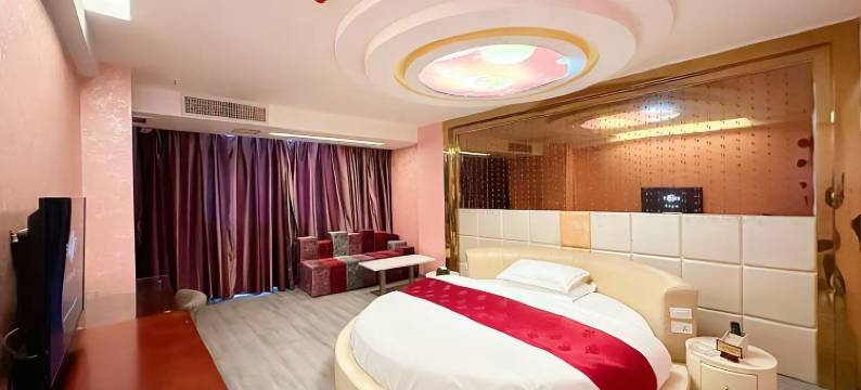 九天大酒店(威宁草海会展中心店)图片