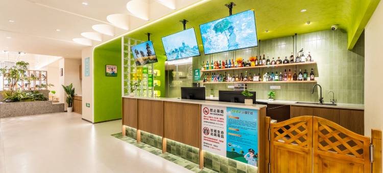武林驿青年酒店(杭州武林广场西湖文化广场地铁站店)图片