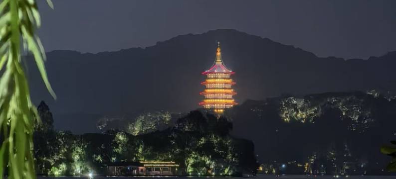 石瓜酒店(杭州西湖沈塘桥地铁站店)图片