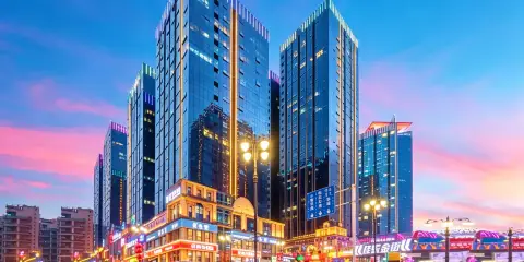 錦聽連鎖酒店(瀘州金融中心萬象匯店)