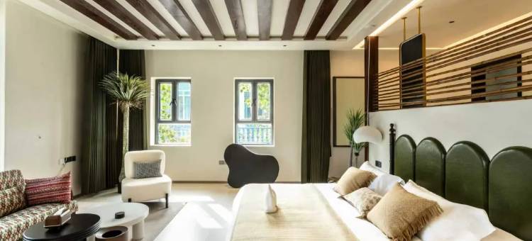 伊宁·繁墅|WarmHome·多元素主题美墅(六星街景区店)图片