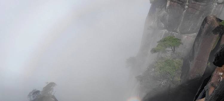 山外拾川宋式美学Becloud设计师美宿(三清山港首索道店)图片