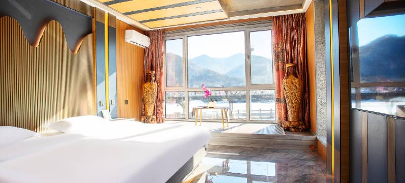 宽甸青山沟东兴民宿图片