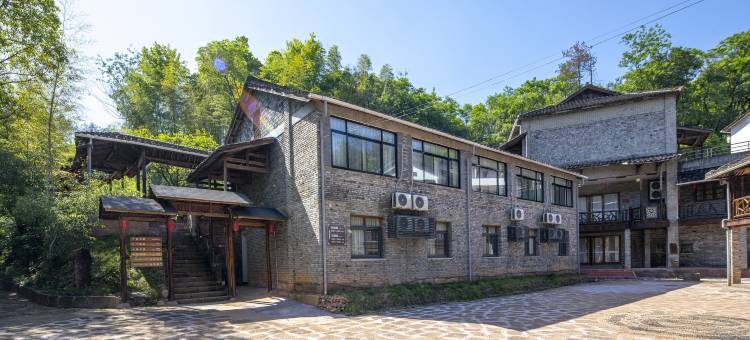 兰溪卧龙湖畔山居图片