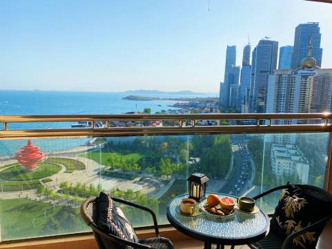 小岛微风海景民宿(青岛五四广场万象城店)