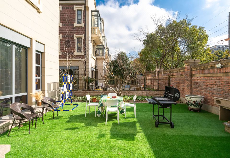 Shanghai Zhujiajiao Holiday Villa Hotel Overview