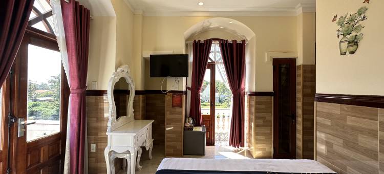 Capital O 1198 Dinh Loan Hotel图片