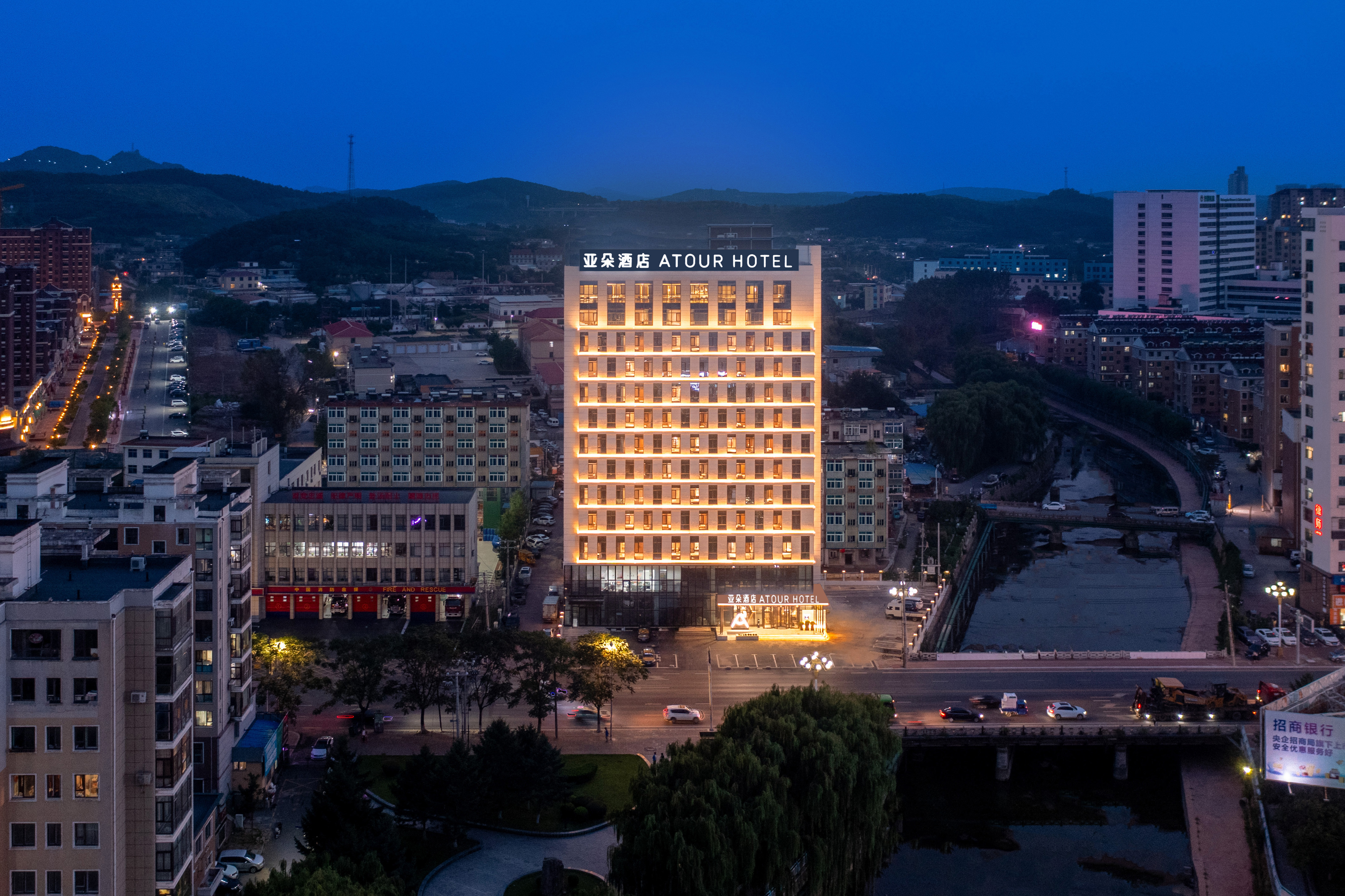 Yaduo Hotel (Dalian Wafangdian Municipal Government Century Square Branch) Over view
