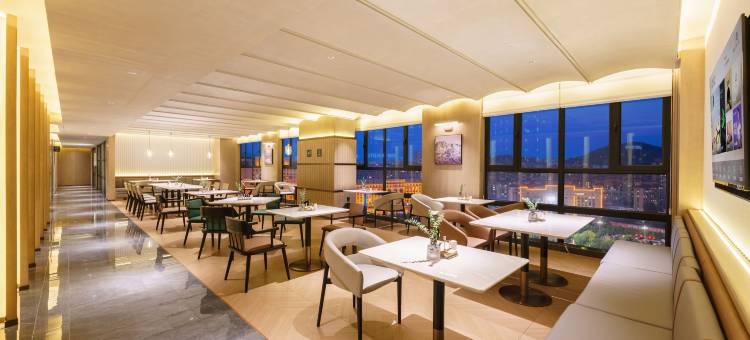 大连瓦房店亚朵酒店图片