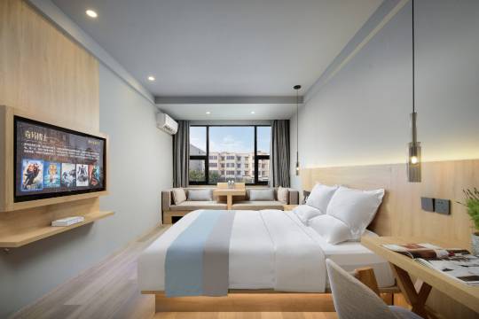 玲珑雅居酒店(米易河滨公园店)