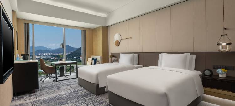 江门保利皇冠假日酒店(园山湖店)图片