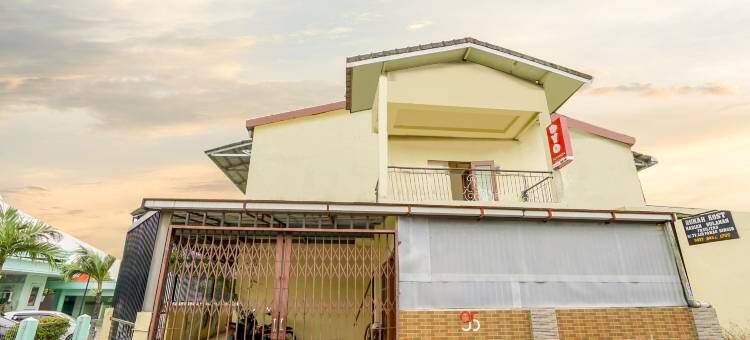 OYO Life 2502沙雅利亚特里安塔玛寄宿(OYO Life 2502 Syariah Triantama Kost)图片