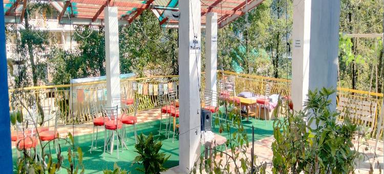 马拉里的Antriksh山舍(Antriksh Cottage Manali)图片