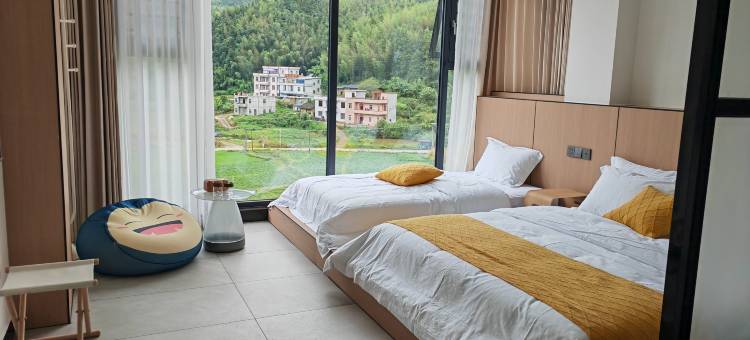 高州仙人洞见山民宿图片