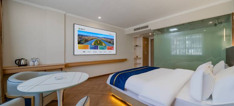 海伦百纳酒店(龙泉万达广场店)图片