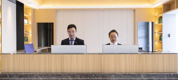 兰欧·尚品酒店(兴县客运中心蔚汾南路店)图片