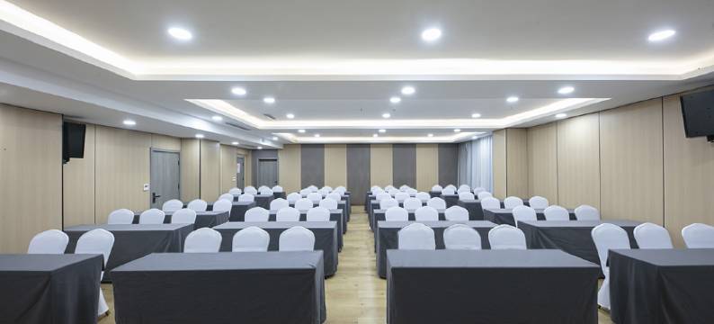 美誉酒店(郑州大学南校区绿城广场地铁站店)图片