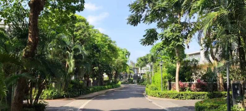 鸿洲别墅酒店(美兰国际机场店)图片