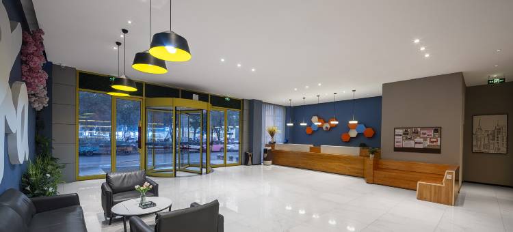 平舆世纪星酒店(汽车站龙腾大厦店)图片