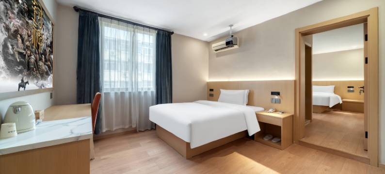 菲曼之星电影电竞民宿酒店(湖州市衣裳街店)图片