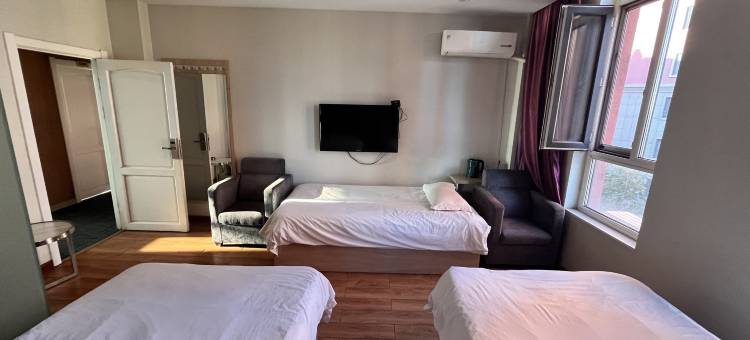 锦悦精选宾馆(齐齐哈尔欢乐谷亲子乐园店)图片