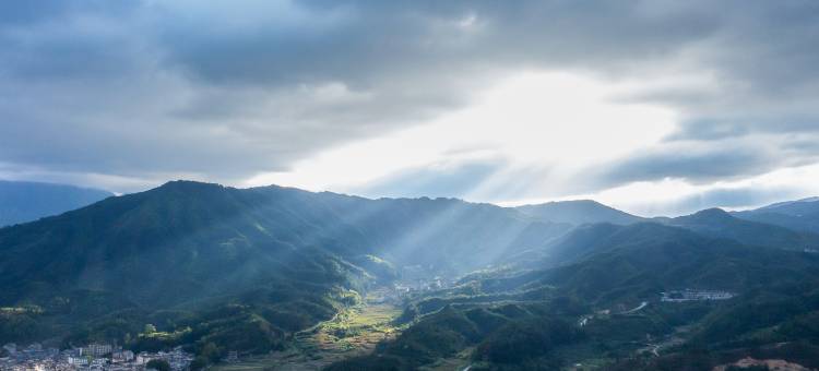 花筑·花岩民宿(上饶望仙谷风景区店)图片