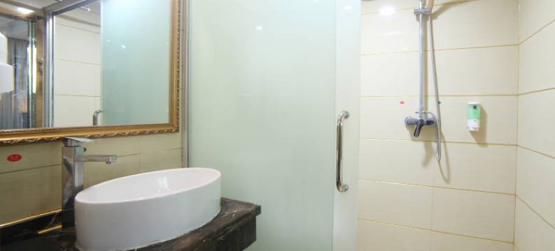 北湾酒店(六沟垅地铁站店)图片