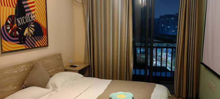澜梦小筑·主题民宿(重庆尖顶坡地铁站店)图片