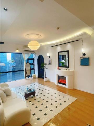 tutu艺术民宿(解放碑洪崖洞店)