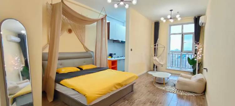 陌野·映画艺术 Courtyard·浪漫氛围影音美宿(中央公馆店)图片