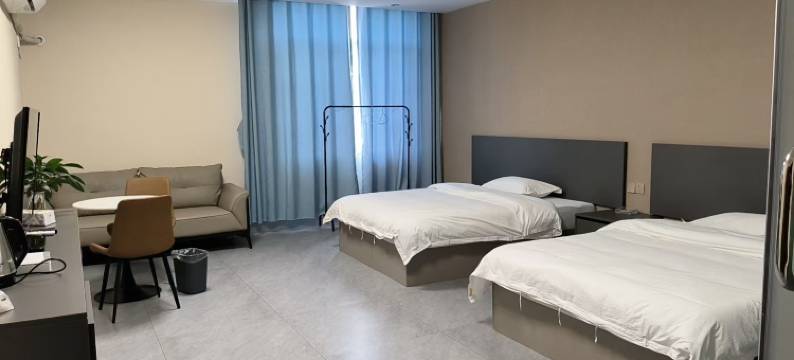 高德民宿酒店(伶秀路店)图片