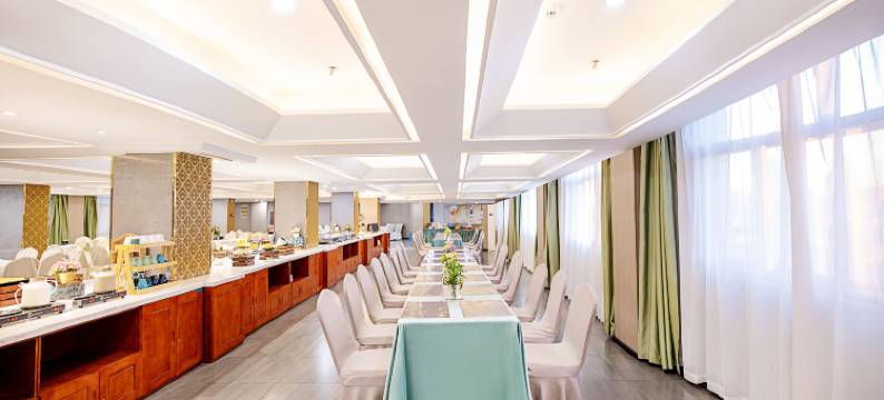 柏维会议中心酒店(濮阳市银座商城店)图片