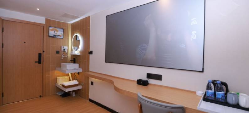 美漫·丽致酒店(珠江医院江泰路地铁站店)图片