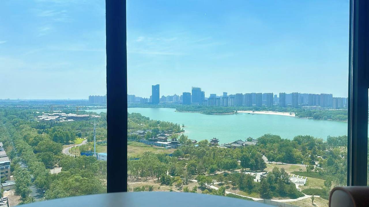 桔子酒店(开封汴西湖河南大学店)图片
