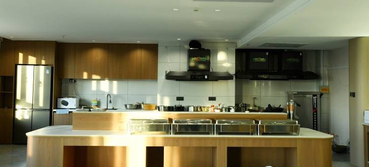 蓝悦酒店(潍坊机场火车站店)图片