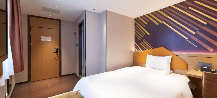 IU酒店(广州太古汇石牌桥地铁站店)图片