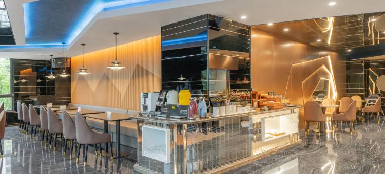 6698水晶酒店(杭州四季青庆菱路地铁站店)图片
