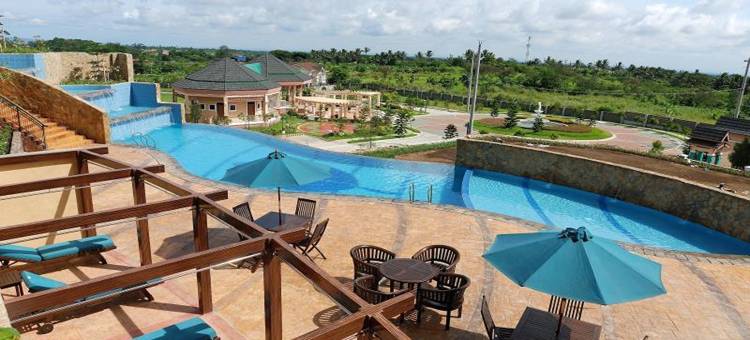 大雅台峰会岭大酒店(Summit Ridge Tagaytay)图片