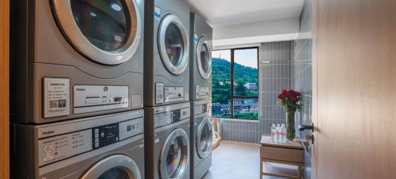 留白溪涧·轻奢美宿(西江千户苗寨大北门店)图片