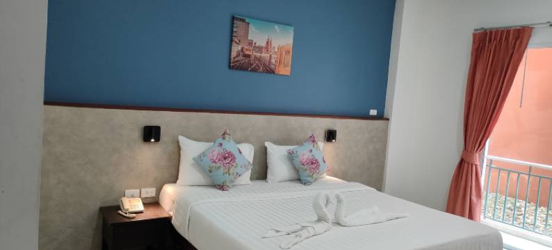 查拉达酒店(Chawlada Hotel)图片